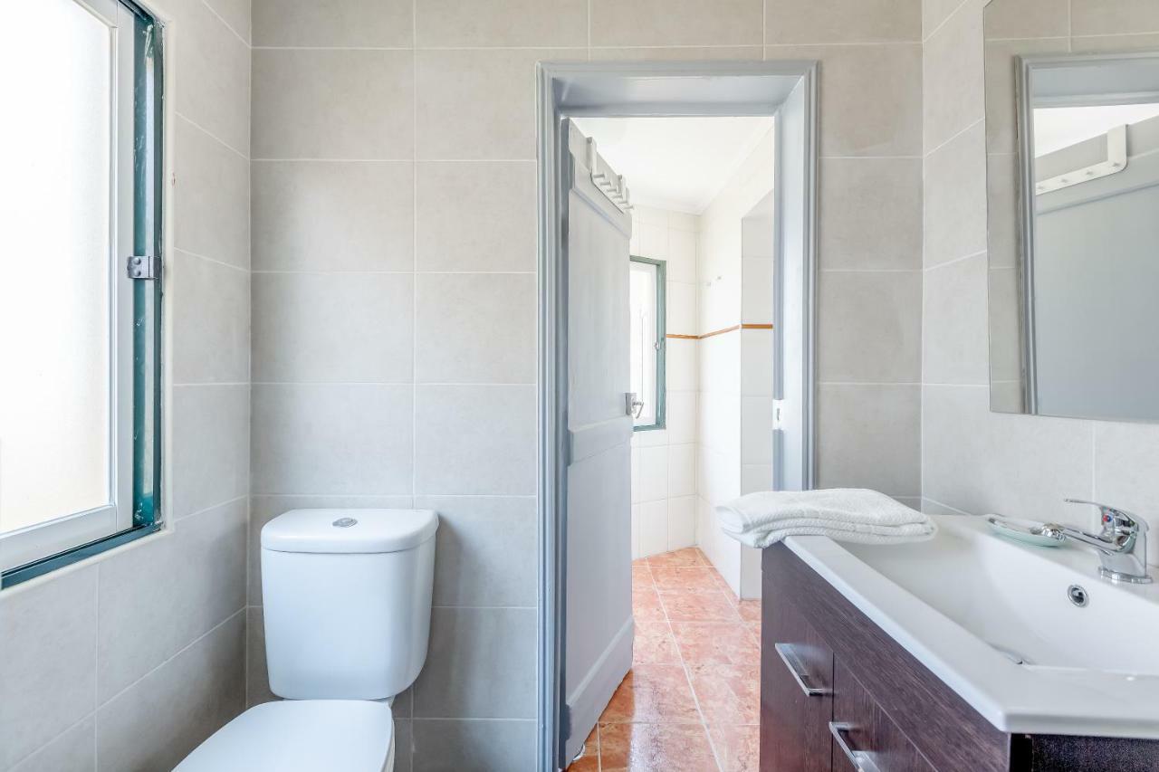 Bright & Spacious Alfama Apartment, By Timecooler 리스본 외부 사진