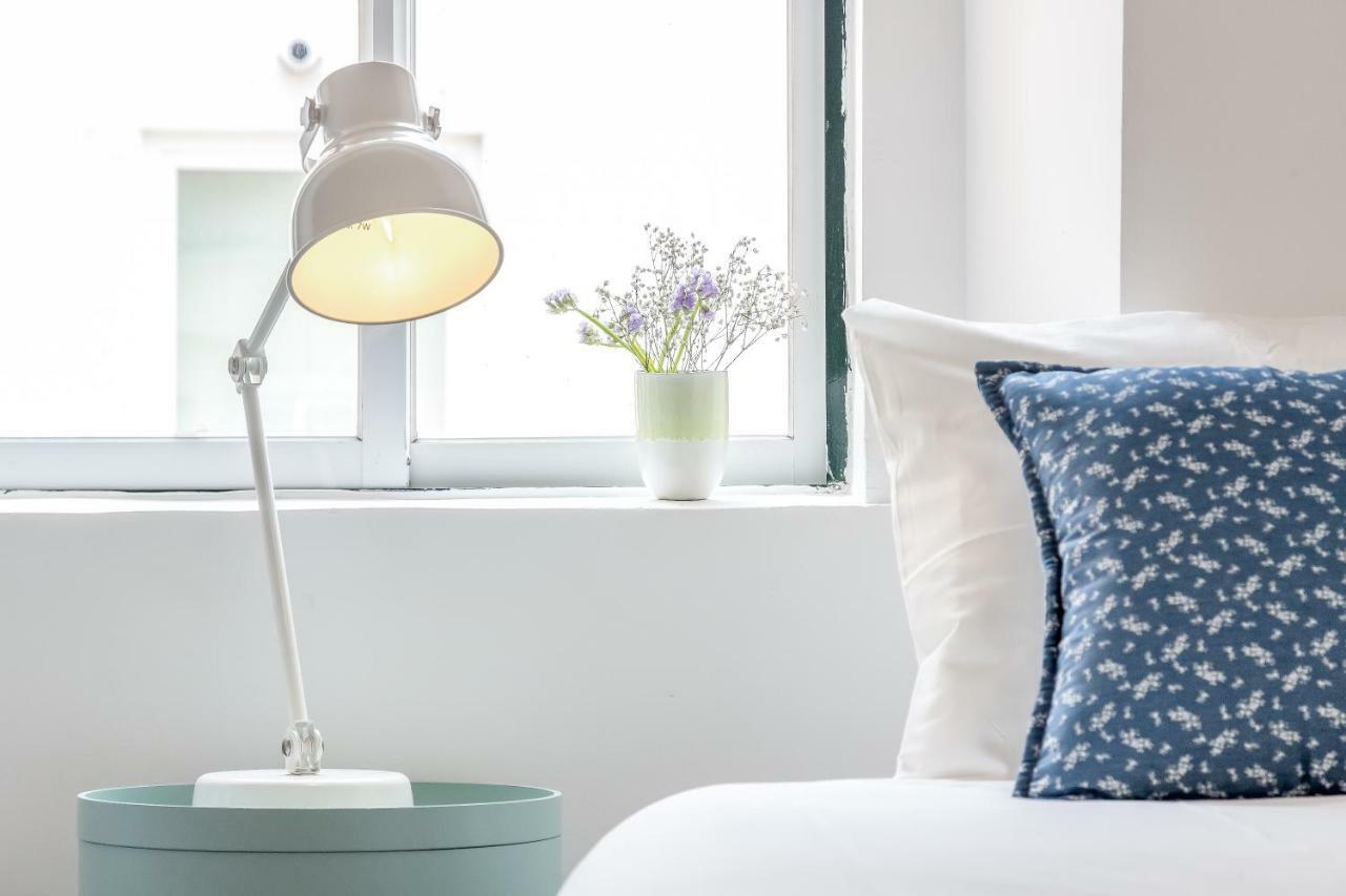 Bright & Spacious Alfama Apartment, By Timecooler 리스본 외부 사진