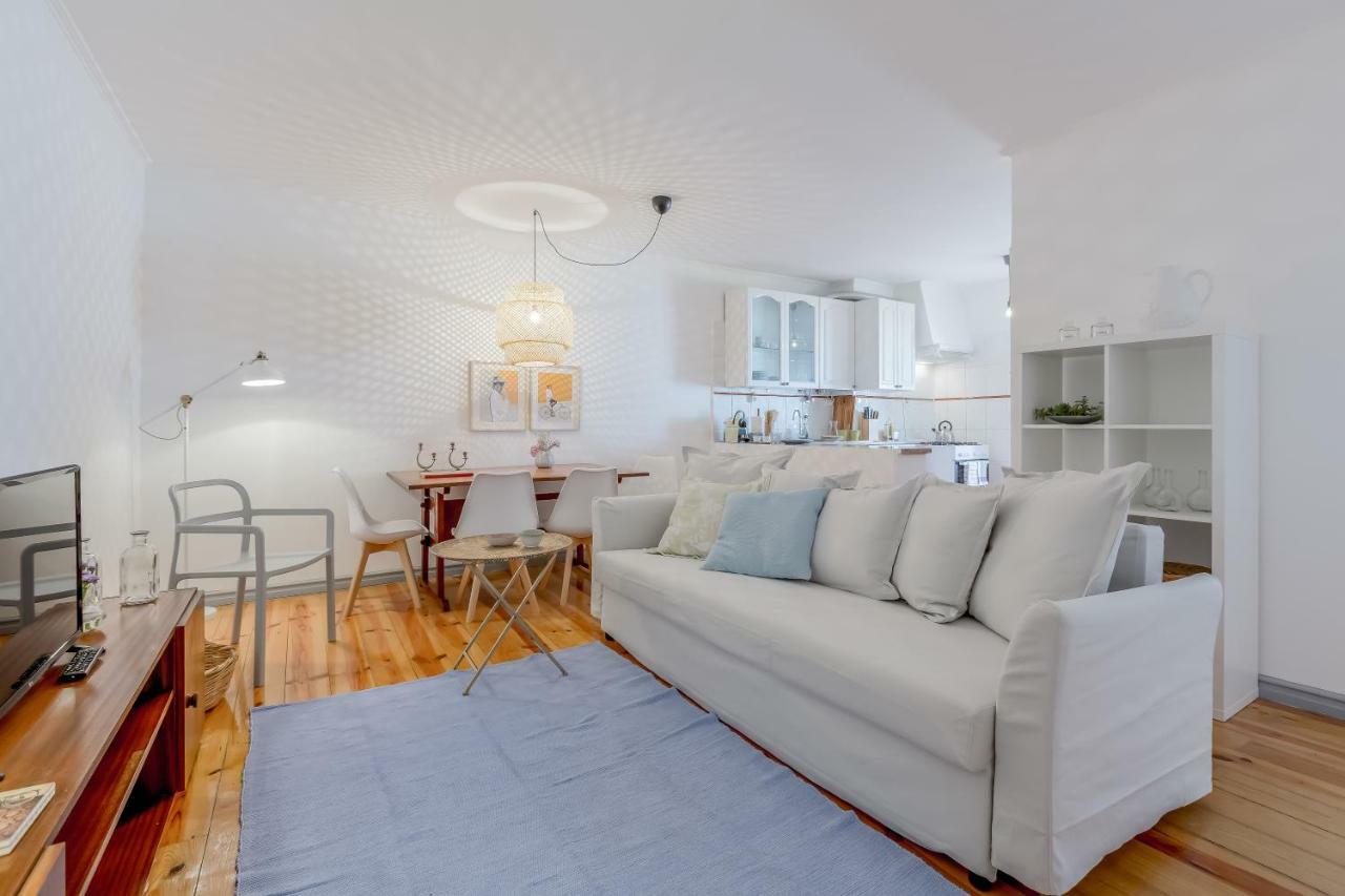 Bright & Spacious Alfama Apartment, By Timecooler 리스본 외부 사진