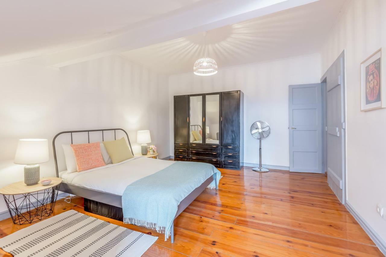Bright & Spacious Alfama Apartment, By Timecooler 리스본 외부 사진